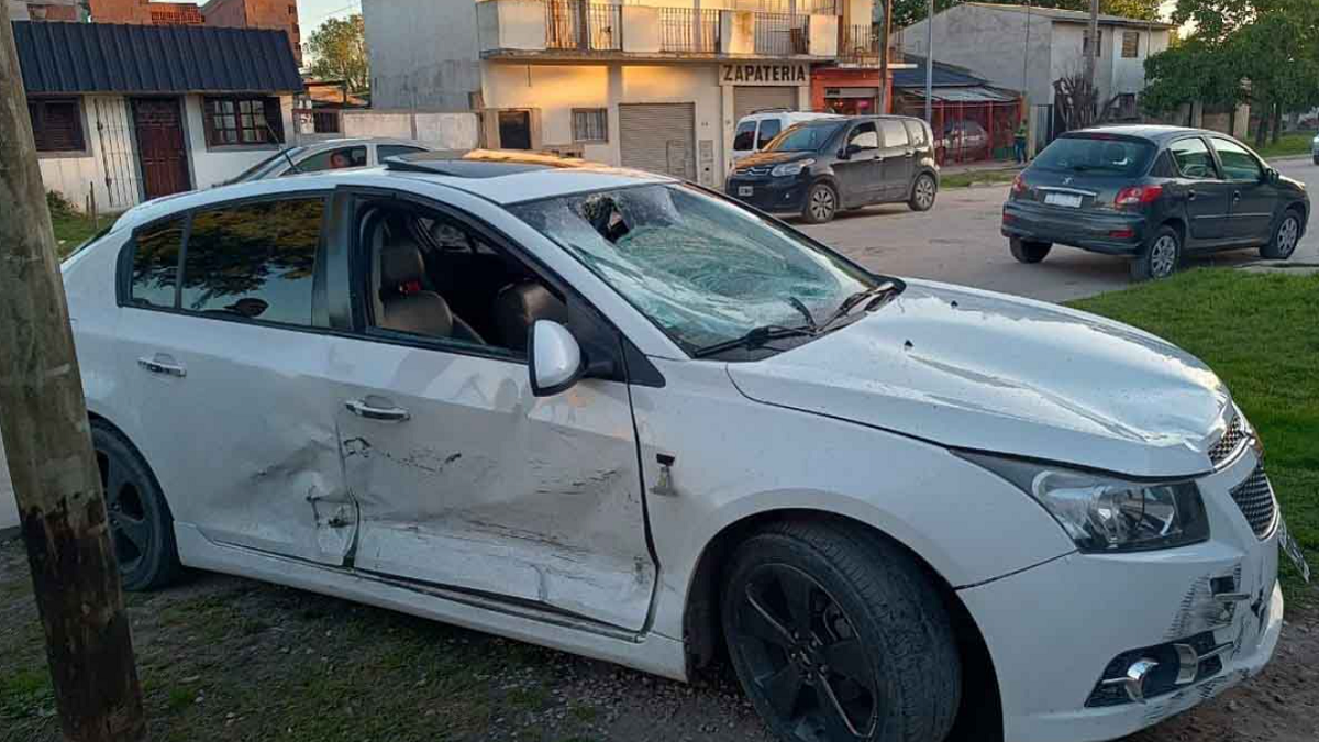 Horror en Mar del Plata un hombre atropelló a un ciclista lo llevó al