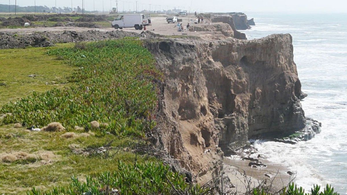 Mar Del Plata Macabro Hallazgo Desde El Aire En La Playa De Los