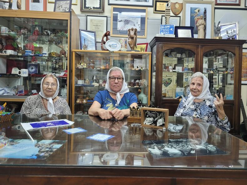 Madres De Plaza De Mayo Transformamos El Miedo En Lucha