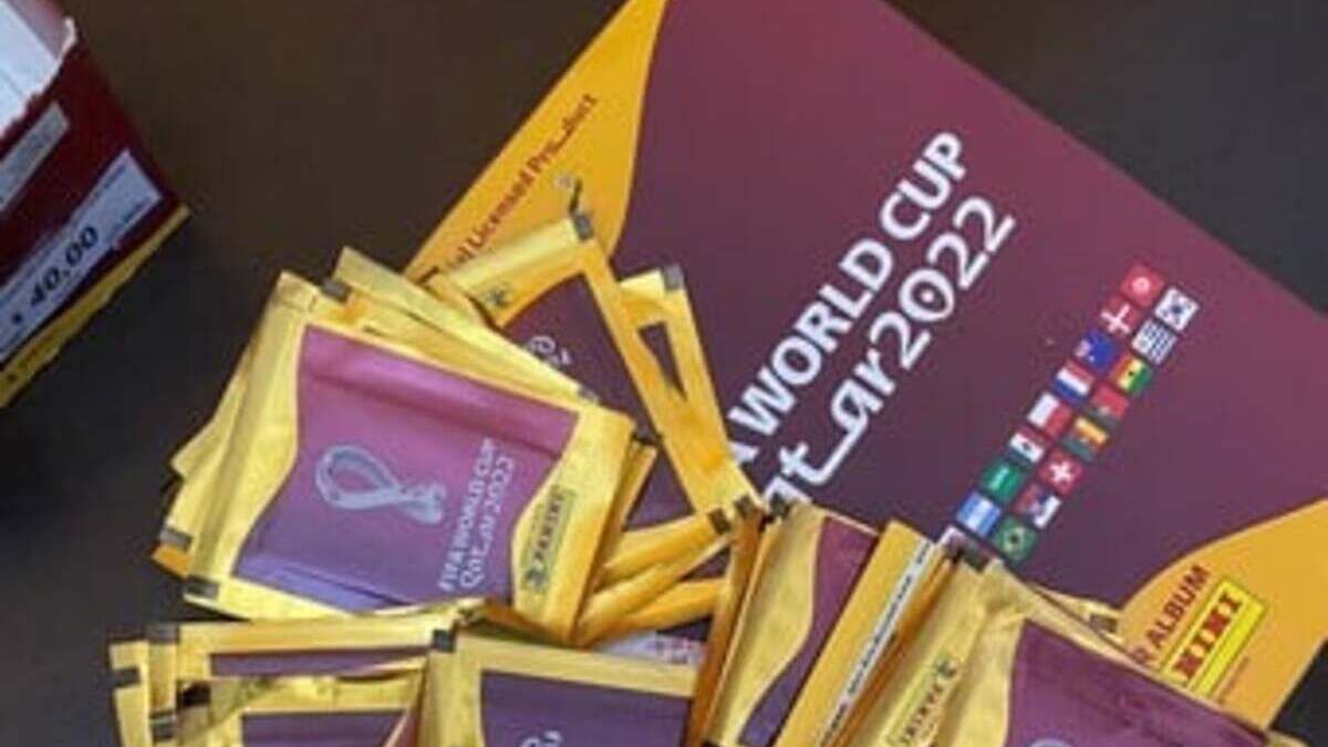 Furor Por Las Figuritas Del Mundial Qatar Cu Ndo Llega M S Stock