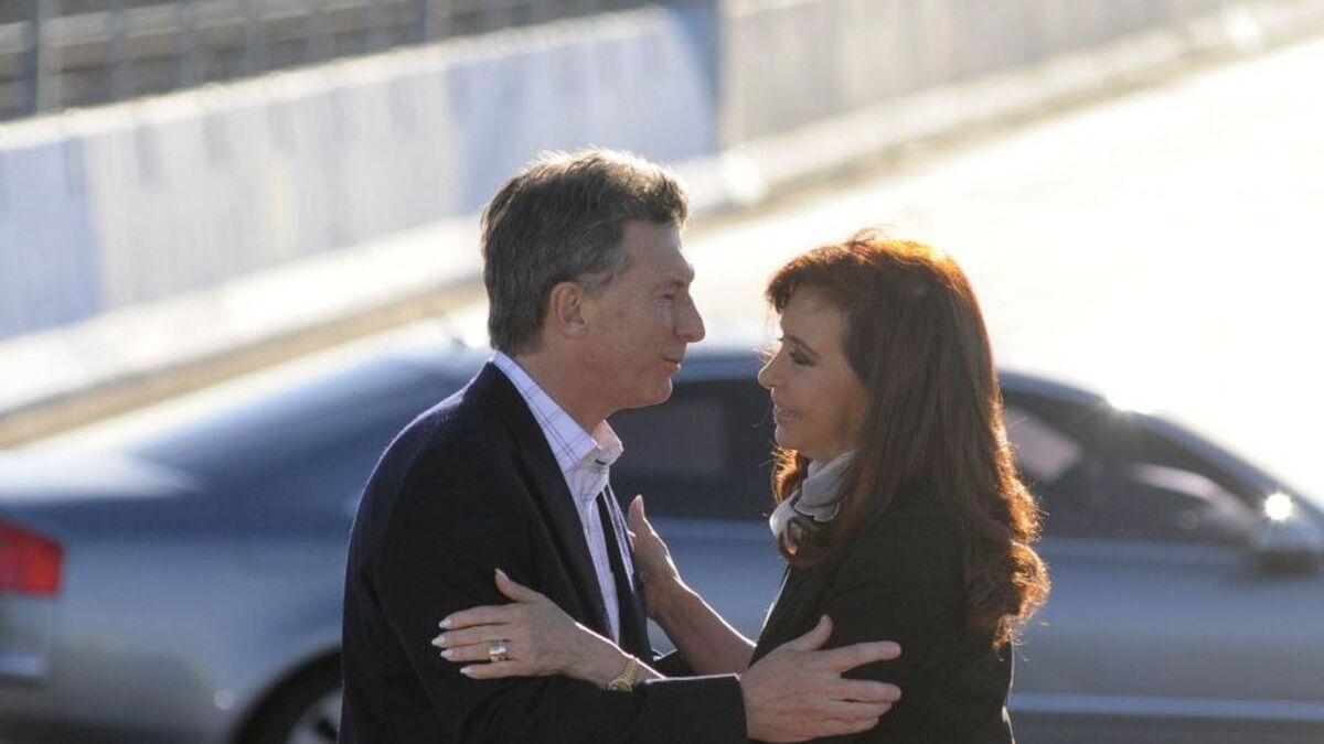 El encuentro entre Cristina Kirchner y Mauricio Macri ficción o realidad