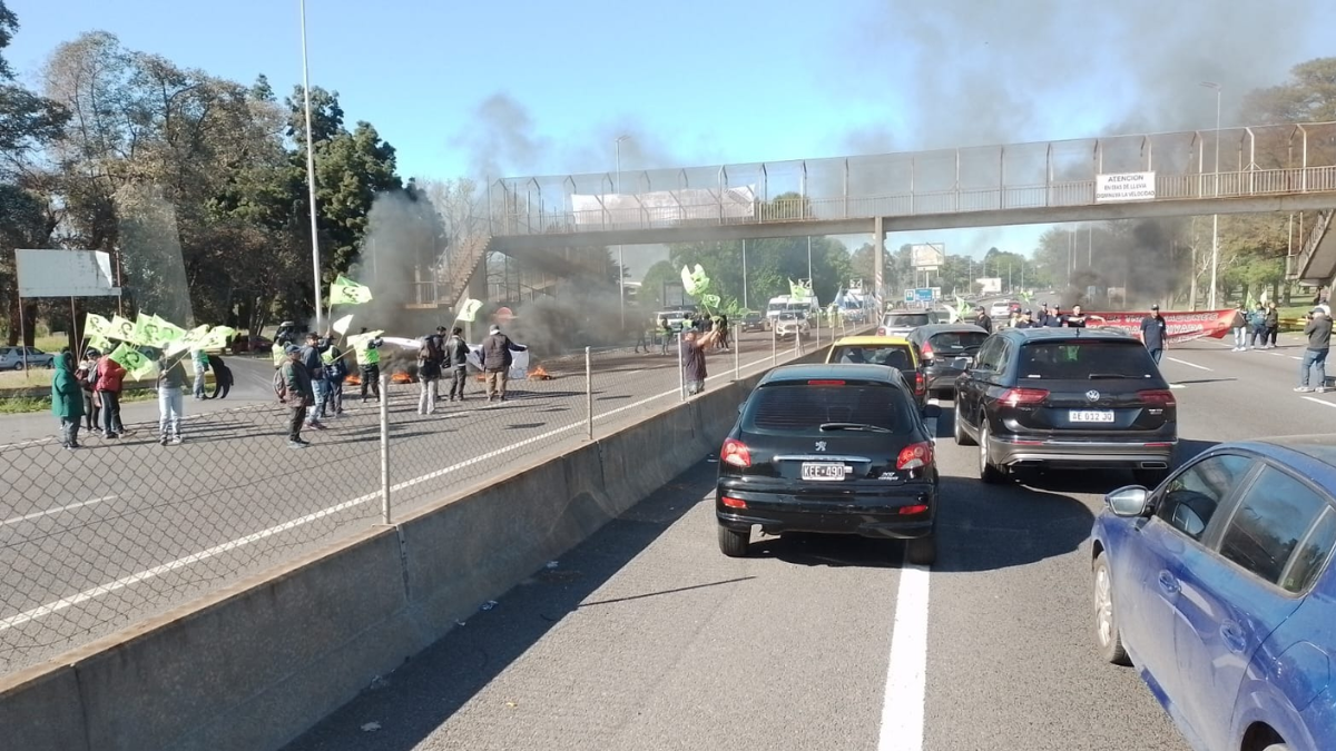 Levantaron El Corte De Tr Nsito En La Autopista Ricchieri Por Una Protesta