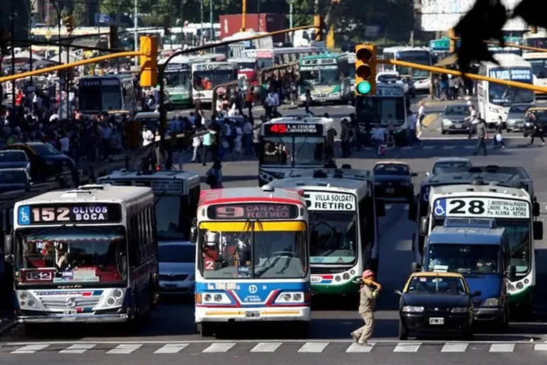 Anunciaron Un Paro De Colectivos En El Amba Qu L Neas Se Ver N Afectadas