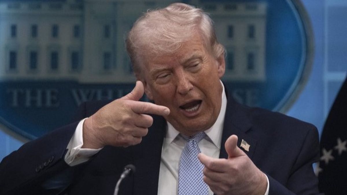 Donald Trump estalló contra Irán por la administración del estrecho de Ormuz: 