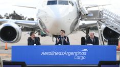Aerolíneas Argentinas presentó el primer avión para su negocio de cargas Aerolíneas Argentinas presentó el primer avión para su negocio de cargas