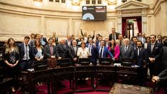 Los referentes de La Libertad Avanza festejaron la sanción de la reforma laboral. Los referentes de La Libertad Avanza festejaron la sanción de la reforma laboral.