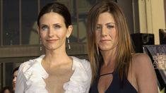 Courteney Cox habló de la separación de Brad Pitt y Angelina y defendió a Aniston: Ella no tiene nada que ver en esto Courteney Cox habló de la separación de Brad Pitt y Angelina y defendió a Aniston: Ella no tiene nada que ver en esto