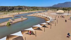 Esta playa es ideal para refrescarse en familia estas vacaciones Esta playa es ideal para refrescarse en familia estas vacaciones
