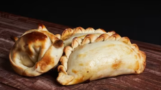 El bodegón de Buenos Aires que hace unas empanadas norteñas exquisitas. El bodegón de Buenos Aires que hace unas empanadas norteñas exquisitas.