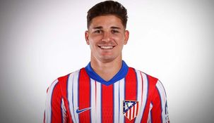 Cuánto sale la camiseta de Julián Álvarez en Atlético de Madrid en agosto 2024.