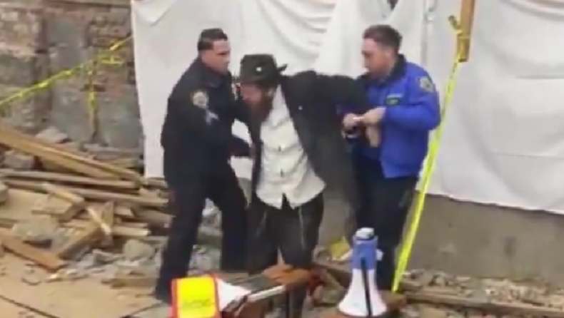 Diez hombres fueron detenidos luego de los incidentes en la sede de Jabad Lubavitch en Nueva York.
