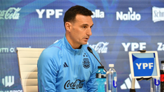 El entrenador habló sobre Lionel Messi. El entrenador habló sobre Lionel Messi.