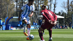 Venezuela y Argentina empataron en otro amistoso. Venezuela y Argentina empataron en otro amistoso.