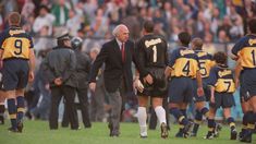 Sus malas decisiones no le permitieron asegurarse un futuro económico estable Sus malas decisiones no le permitieron asegurarse un futuro económico estable