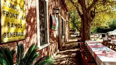 Este pueblo es conocido por su polo gastronómico de campo. Este pueblo es conocido por su polo gastronómico de campo.