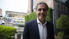 Oscar Ruggeri confesó que de chico era hincha de Boca, pero que ahora es de River Oscar Ruggeri confesó que de chico era hincha de Boca, pero que ahora es de River