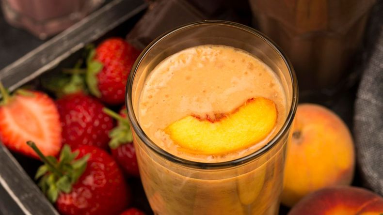 En esta época del año, cuando las temperaturas descienden y los días son más cortos, es crucial mantener una dieta que fortalezca el cuerpo y refuerce las defensas. 