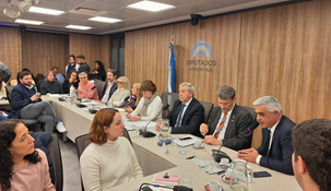 Franco Bartolacci, rector de la Universidad Nacinoal de Rosario y vicepresidente del Consejo Interuniversitario Nacional (CIN), presentó el el proyecto de Ley de Financiamiento Universitario en la Cámara de Diputados. Franco Bartolacci, rector de la Universidad Nacinoal de Rosario y vicepresidente del Consejo Interuniversitario Nacional (CIN), presentó el el proyecto de Ley de Financiamiento Universitario en la Cámara de Diputados.