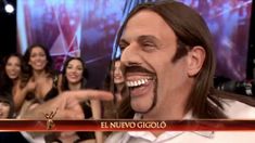 Campi imitó otra vez a Javier Bazterrica, con dentadura renovada Campi imitó otra vez a Javier Bazterrica, con dentadura renovada