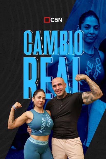 Sandra Gil junto a La Roca.&nbsp;