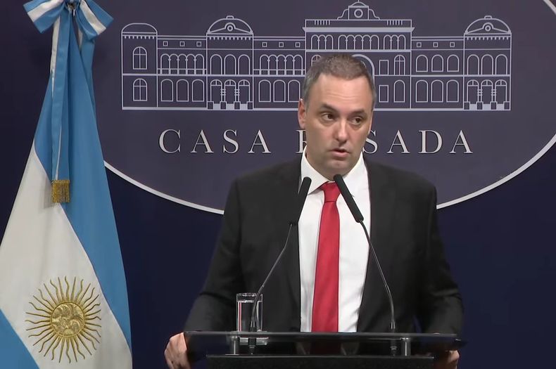 Manuel Adorni