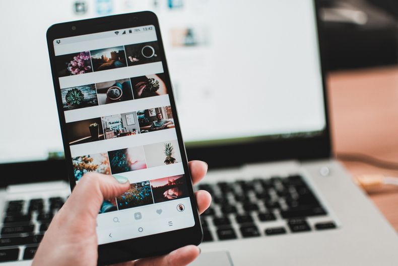 El truco para encontrar contactos del celular en Instagram