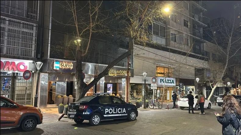 El hotel en el que se alojaba la mujer que murió tras caer desde la habitación 502