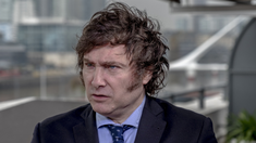 Milei adelantó que la economía tocará fondo en marzo y abril.