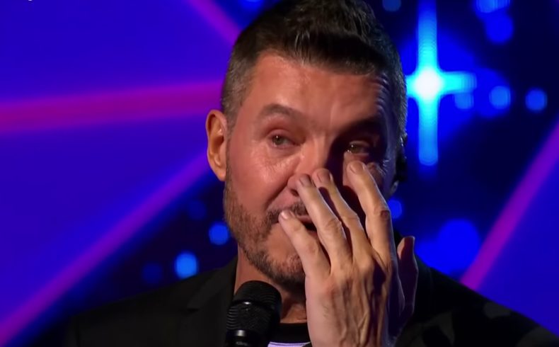 Tinelli no pudo contener las lágrimas en vivo.