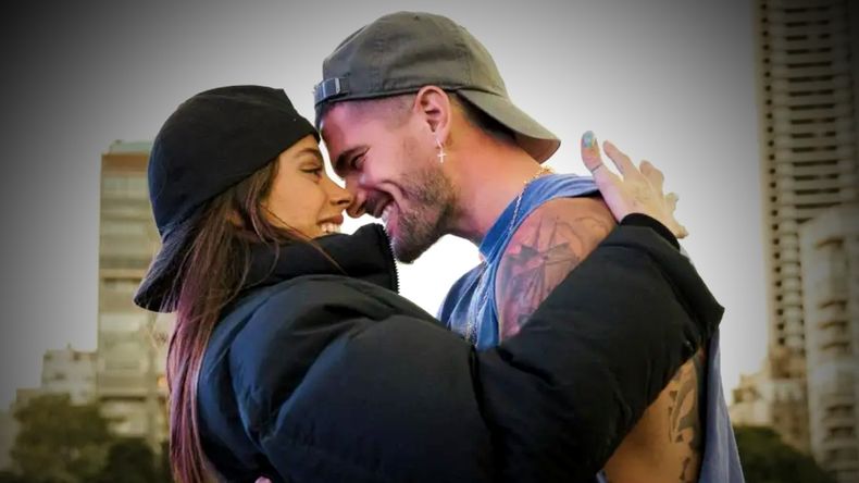 Tini y De Paul comenzaron a salir a fines de 2021 y blanquearon su romance en abril de 2022.