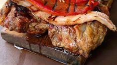 El bodegón de Buenos Aires barato para comer rico hasta explotar. El bodegón de Buenos Aires barato para comer rico hasta explotar.