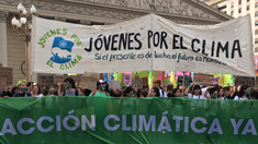 Los jóvenes llevan adelanta una escuela de educadores ambientales en AMBA. Los jóvenes llevan adelanta una escuela de educadores ambientales en AMBA.