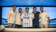 Sebastián Saja (Director Deportivo), Gonzalo Costas (AC), Gustavo Costas (DT), Diego Milito (Presidente) y Federico Costas (PF). Sebastián Saja (Director Deportivo), Gonzalo Costas (AC), Gustavo Costas (DT), Diego Milito (Presidente) y Federico Costas (PF).
