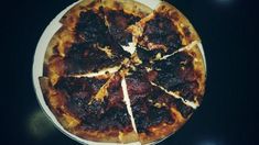 ¿Qué famosa demostró no saber nada de cocina y quemó una pizza? ¿Qué famosa demostró no saber nada de cocina y quemó una pizza?