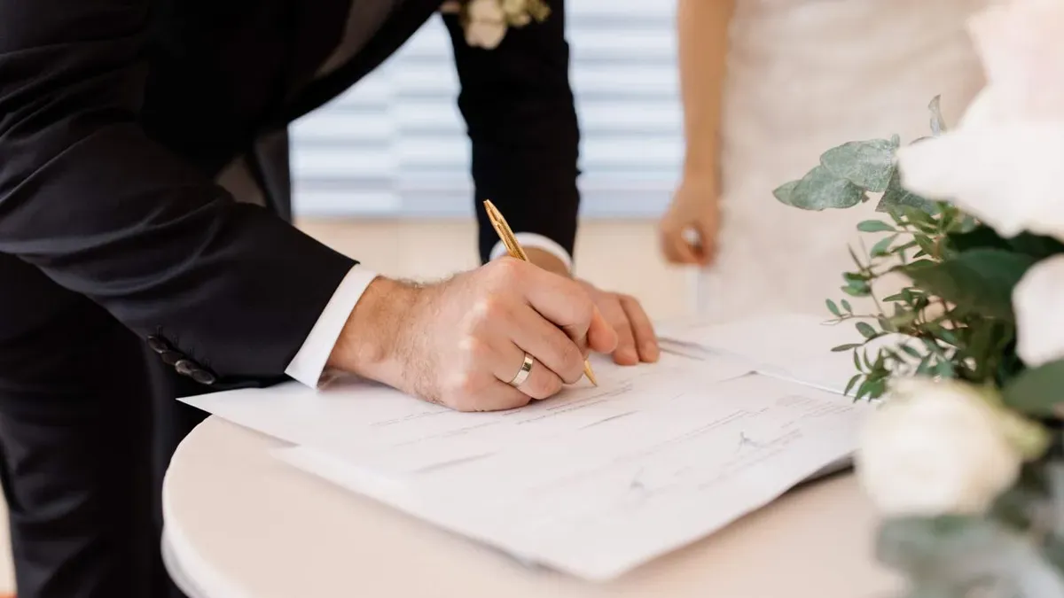 Quién es la famosa que se casó tras 12 años de relación