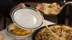 Qué se puede pedir en este icónico bar de la Ciudad de Buenos Aires. Qué se puede pedir en este icónico bar de la Ciudad de Buenos Aires.