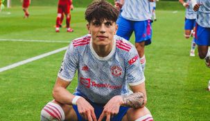 El festejo del gol que convirtió. El festejo del gol que convirtió.