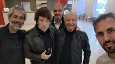 Javier Milei junto a Adrián, Lule, Eduardo y Martín Menem.