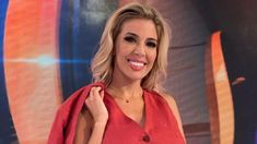 Virginia Gallardo se mostró con una microbikini del color tendencia del verano 2023 Virginia Gallardo se mostró con una microbikini del color tendencia del verano 2023