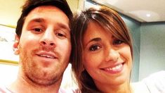 La romántica selfie de Lionel Messi y su mujer, Antonella Roccuzzo, en Rosario La romántica selfie de Lionel Messi y su mujer, Antonella Roccuzzo, en Rosario