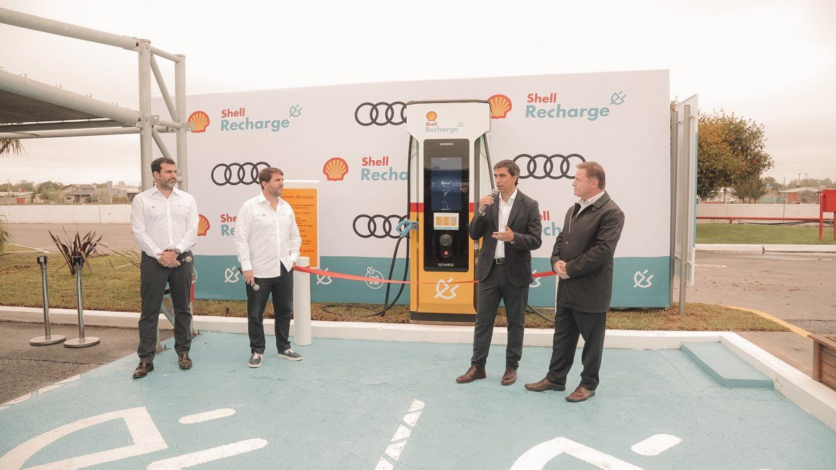 Audi y Shell instalarán 30 cargadores eléctricos en las principales ...