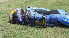 Álex Márquez sufrió un escalofriante accidente en el Gran Premio de Cataluña de MotoGP.