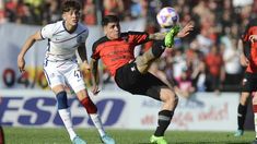 San Lorenzo y Colón no pasaron del 0-0. San Lorenzo y Colón no pasaron del 0-0.