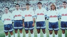 Este jugador también pasó por Zaragoza de España. Este jugador también pasó por Zaragoza de España.