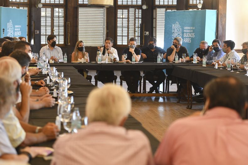 Axel Kicillof se reunió con representnates del sector productivo.