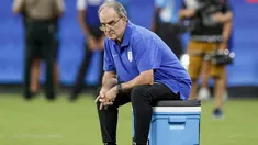 Tras la derrota ante Perú, los medios uruguayos no tuvieron piedad con el plantel y cuerpo técnico Tras la derrota ante Perú, los medios uruguayos no tuvieron piedad con el plantel y cuerpo técnico