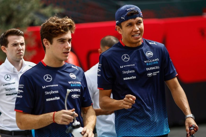 Colapinto y Albon se lucieron en un podcast que difundió Williams en redes sociales. Colapinto y Albon se lucieron en un podcast que difundió Williams en redes sociales.