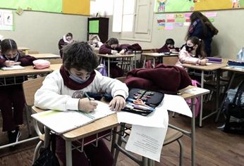 Cerruti destacó las herramientas desplegadas por el Gobierno en Educación.