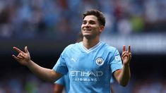 Julián Álvarez marcó en la goleada del City.