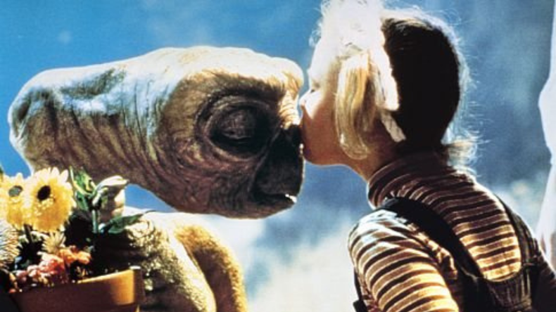 soledad.La actriz creía que E.T. era real y Spielberg decidió mantener viva su ilusión durante el rodaje.